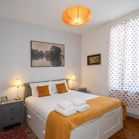 Helmer Ding Lägenhet